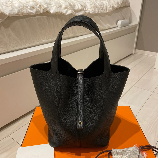 【新品未使用】 HERMES エルメス ピコタン ロック MM 黒 Z刻印