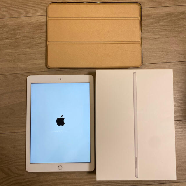 【美品】iPad5 32GB シルバー　第5世代