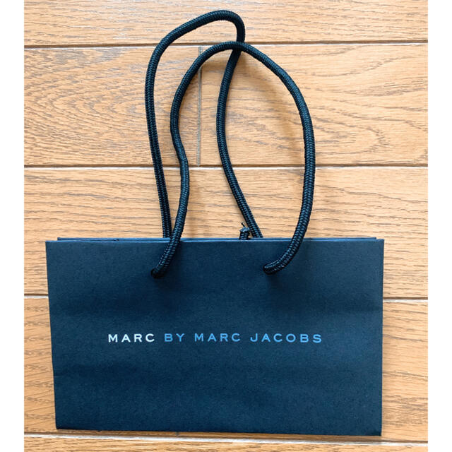 MARC BY MARC JACOBS(マークバイマークジェイコブス)のMARC BY MARC JACOBS マークジェイコブス　ショップ袋 レディースのバッグ(ショップ袋)の商品写真