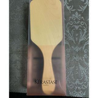 ケラスターゼ(KERASTASE)のケラスターゼブラシ(ヘアブラシ/クシ)