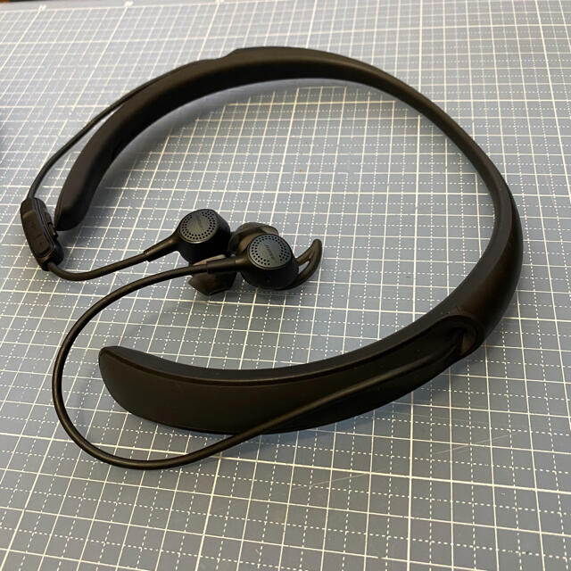 BOSE QuietControl 30 ヘッドフォン/イヤフォン