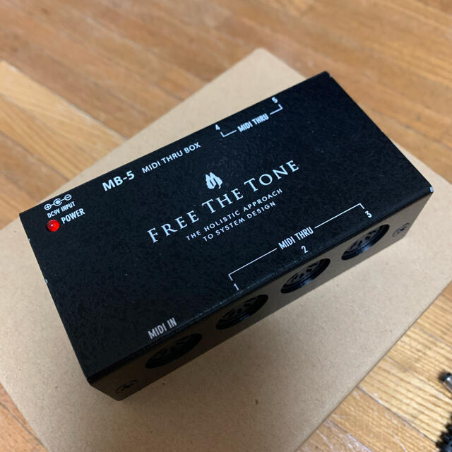 free the tone MB-5 MIDI THRU BOX楽器