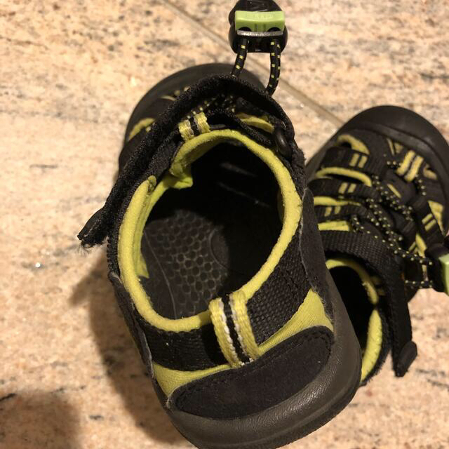 KEEN(キーン)のkeen サンダル　17cm キッズ/ベビー/マタニティのキッズ靴/シューズ(15cm~)(サンダル)の商品写真