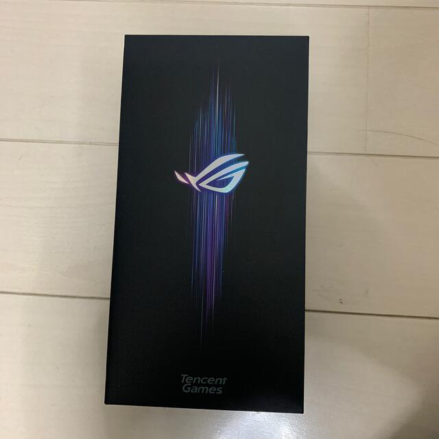 ASUS(エイスース)のASUS  ROG モバイル3 12GB RAM、128GB スマホ/家電/カメラのスマートフォン/携帯電話(スマートフォン本体)の商品写真