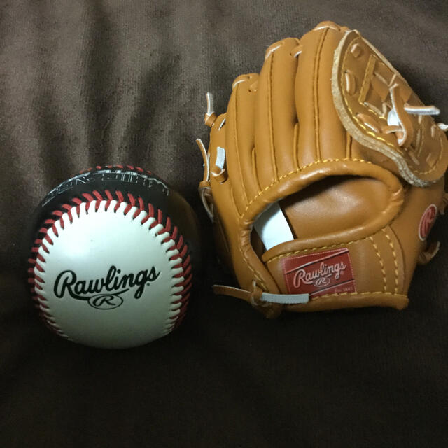 Rawlings(ローリングス)のホワイト　ソックス　硬球&ミニグラブ スポーツ/アウトドアの野球(その他)の商品写真