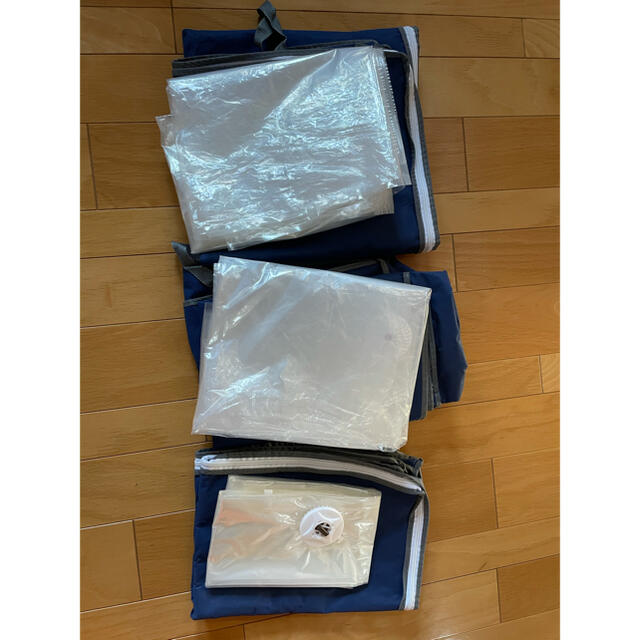 圧縮袋と収納ケースの一体型 布団一式用 3個セット インテリア/住まい/日用品の収納家具(押し入れ収納/ハンガー)の商品写真