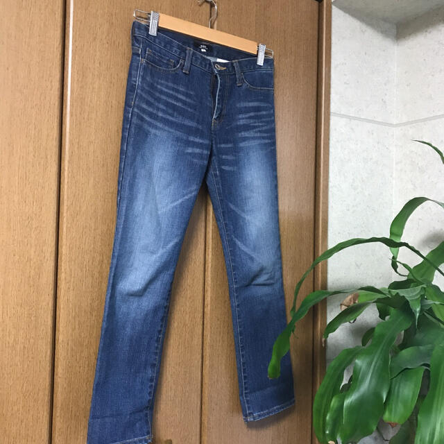 INED(イネド)のINED☆イネド☆ジーンズ☆サイズ5☆used美品 レディースのパンツ(デニム/ジーンズ)の商品写真