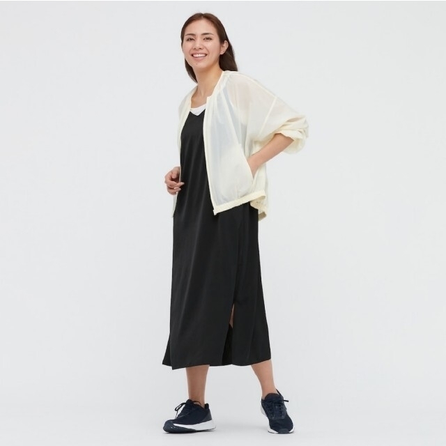 UNIQLO(ユニクロ)の新品未使用 ユニクロ キャミソールサイドスリット ロングワンピース XXL レディースのワンピース(ロングワンピース/マキシワンピース)の商品写真