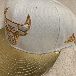 アディダス(adidas)のadidas キャップ ゴールド 金 gold(キャップ)