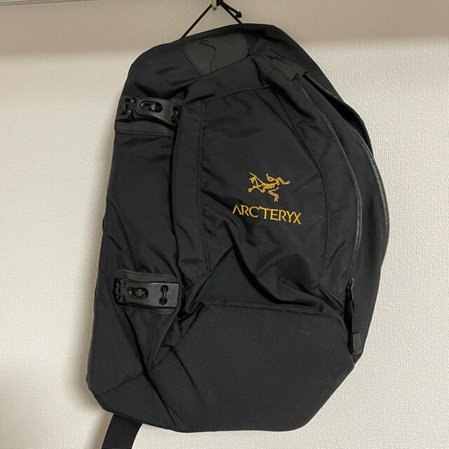 ARC'TERYX(アークテリクス)の超希少！廃盤品！アークテリクス　クイバー メンズのバッグ(ショルダーバッグ)の商品写真