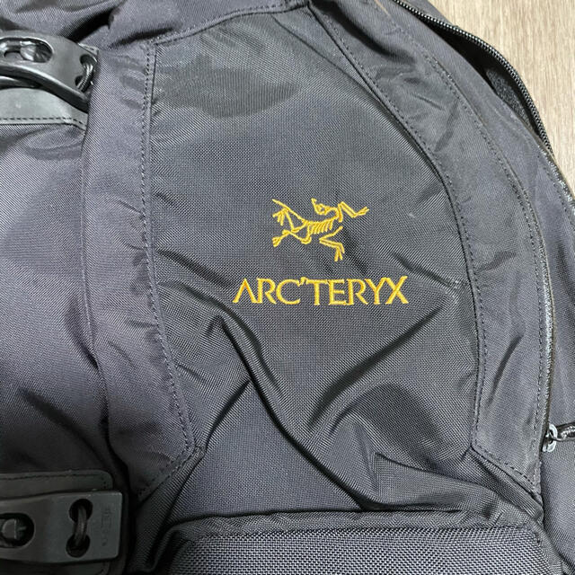 ARC'TERYX(アークテリクス)の超希少！廃盤品！アークテリクス　クイバー メンズのバッグ(ショルダーバッグ)の商品写真