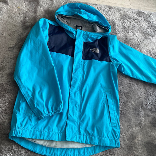 THE NORTH FACE(ザノースフェイス)の専用商品 キッズ/ベビー/マタニティのキッズ服男の子用(90cm~)(ジャケット/上着)の商品写真