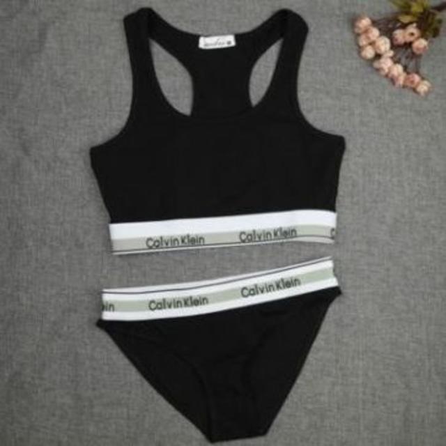 Calvin Klein(カルバンクライン)のcalvinkleinブラ&ショーツセット２着　まとめ買い レディースの下着/アンダーウェア(その他)の商品写真