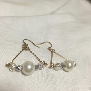 イング(INGNI)のパール／ビジュー／シルバー／ピアス／イヤリング(ピアス)