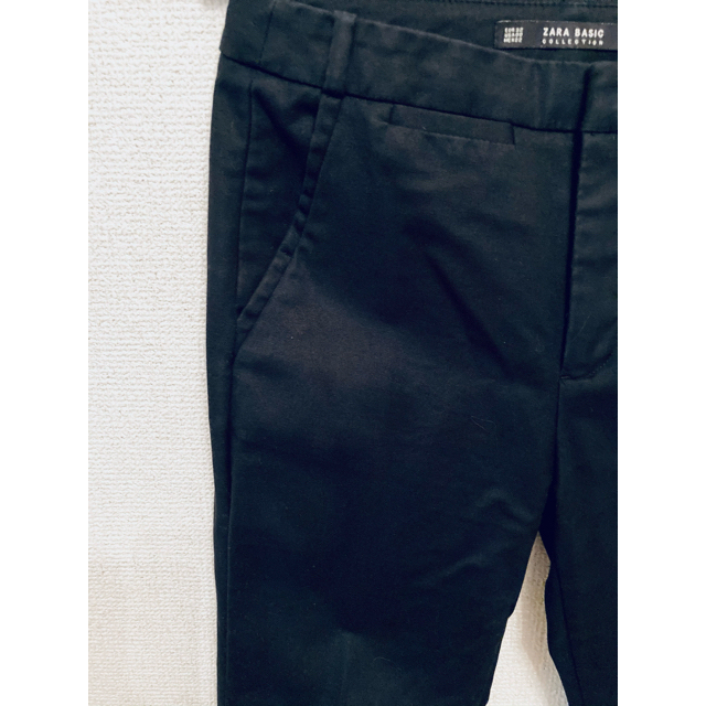 ZARA(ザラ)の【金ボタン】ZARA ザラ スキニーパンツ　黒　ストレッチ　ボトムス　クロ レディースのパンツ(スキニーパンツ)の商品写真