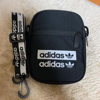 アディダス(adidas)のadidas ショルダーバッグ(ショルダーバッグ)