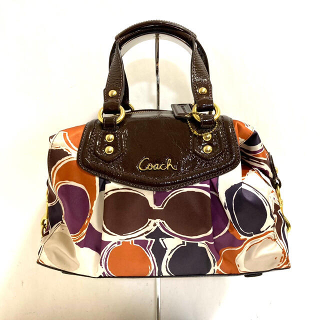 COACH(コーチ)の【正規品】美品✨COACH コーチ　2wayバッグ レディースのバッグ(ショルダーバッグ)の商品写真