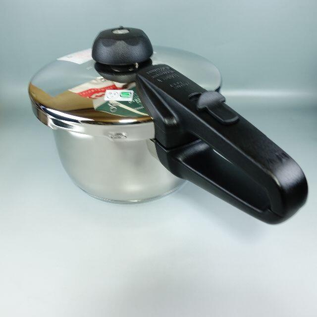 FISSLER 2.5ℓ + フィスラーで作る私のレシピ圧力鍋編冊子付 調理道具/製菓道具 - www.gendarmerie.sn