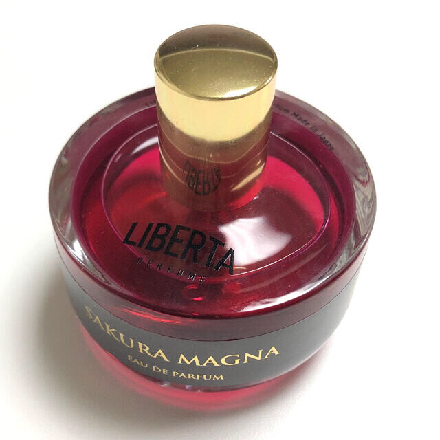 LIBERTA Perfume サクラ・マグナ EDP