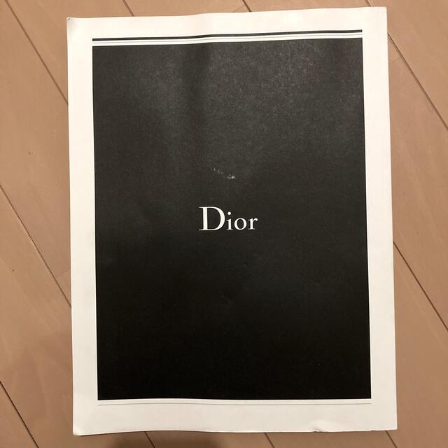 Dior(ディオール)のDior MAGAZINE No19 非売品 エンタメ/ホビーの雑誌(アート/エンタメ/ホビー)の商品写真