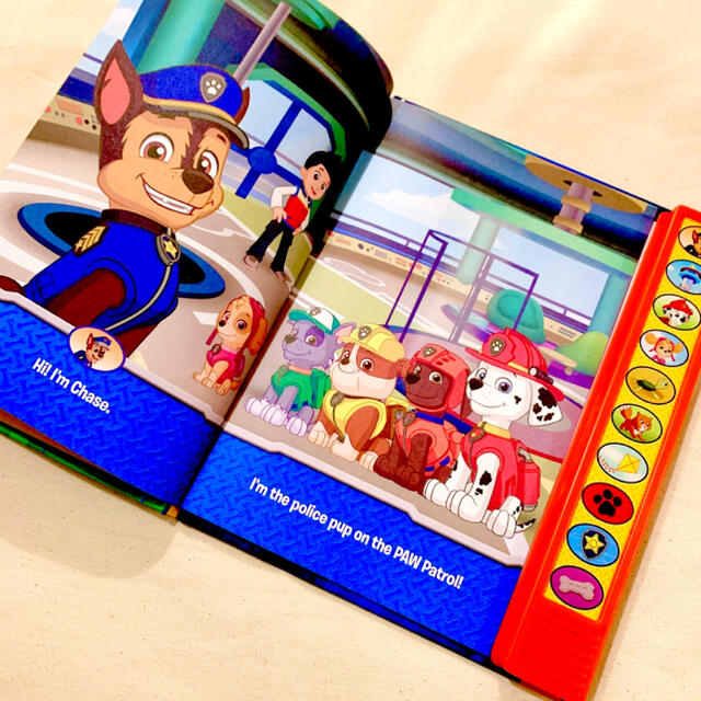 BorneLund(ボーネルンド)の【新品】パウ・パトロール サウンド付き英語絵本 paw patrol 知育玩具 エンタメ/ホビーの本(絵本/児童書)の商品写真