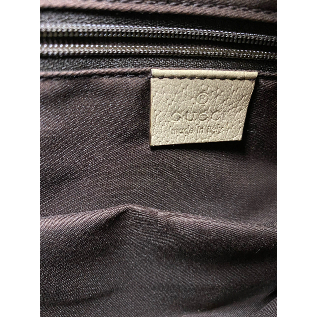 Gucci(グッチ)のグッチ　バック　ボーラホリックさま専用 レディースのバッグ(ショルダーバッグ)の商品写真