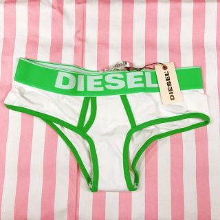 ディーゼル ショーツの通販 82点 | DIESELのレディースを買うならラクマ