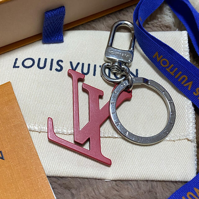 LOUIS VUITTON(ルイヴィトン)の本日限り！正規品　LV ルイヴィトン ポルト クレ・LVカラーズ キーホルダー レディースのファッション小物(キーホルダー)の商品写真