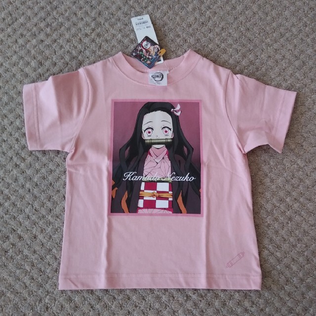 GU(ジーユー)のむぎお様専用【GU】鬼滅の刃　禰豆子　Tシャツ　110 キッズ/ベビー/マタニティのキッズ服女の子用(90cm~)(Tシャツ/カットソー)の商品写真