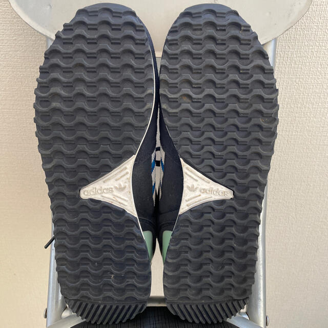 adidas(アディダス)のアディダス　スニーカー　24cm レディースの靴/シューズ(スニーカー)の商品写真