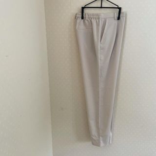 センスオブプレイスバイアーバンリサーチ(SENSE OF PLACE by URBAN RESEARCH)のoff-white pants.(カジュアルパンツ)