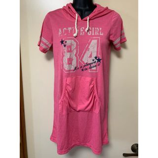 イオン(AEON)のトップバリュー　フード付きワンピース　ピンク　150cm(Tシャツ/カットソー)