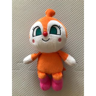 アンパンマン(アンパンマン)のアンパンマンミュージアム　ドキンちゃんぬいぐるみ　中古(ぬいぐるみ)