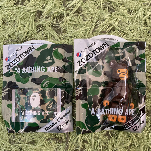 A BATHING APE(アベイシングエイプ)のエイプ　ストラップ　モバイルクリーナー エンタメ/ホビーのアニメグッズ(ストラップ)の商品写真