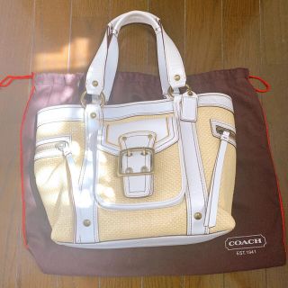 ⭐COACH⭐コーチ⭐新品 クラッチハンドバッグ ストロー ベージュ スマホ