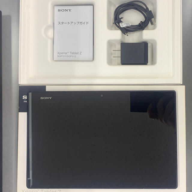 SONY(ソニー)のSONY Xperia Tablet Z SGP312JP/W 卓上ホルダ付き スマホ/家電/カメラのPC/タブレット(タブレット)の商品写真