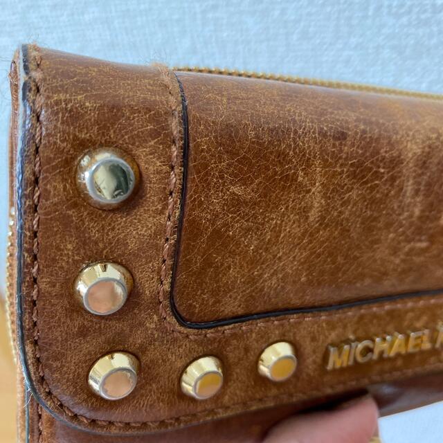 Michael Kors(マイケルコース)のMichael Kors マイケルコース　長財布　スタッズ レディースのファッション小物(財布)の商品写真