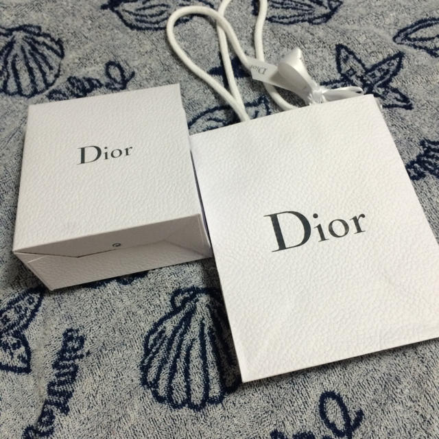 Dior - diorギフトbox&ショッパーセットの通販 by hanii_shop｜ディオールならラクマ