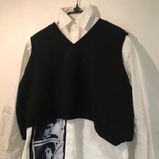 ラフシモンズ(RAF SIMONS)のクロップドニットベスト　オーバーサイズ　韓国　(ニット/セーター)