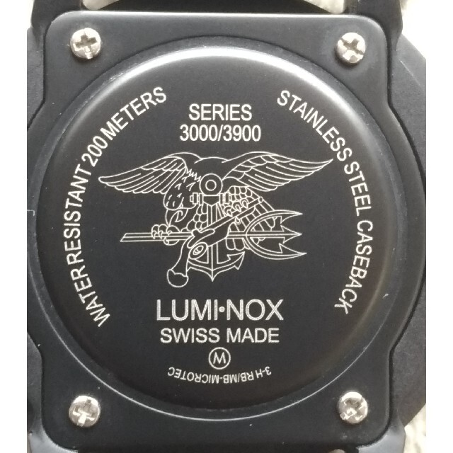 Luminox 3000/3900 T25 の通販 by サトリ's shop｜ルミノックスならラクマ - 美品 LUMINOX ネイビーシールズSeries セール安い
