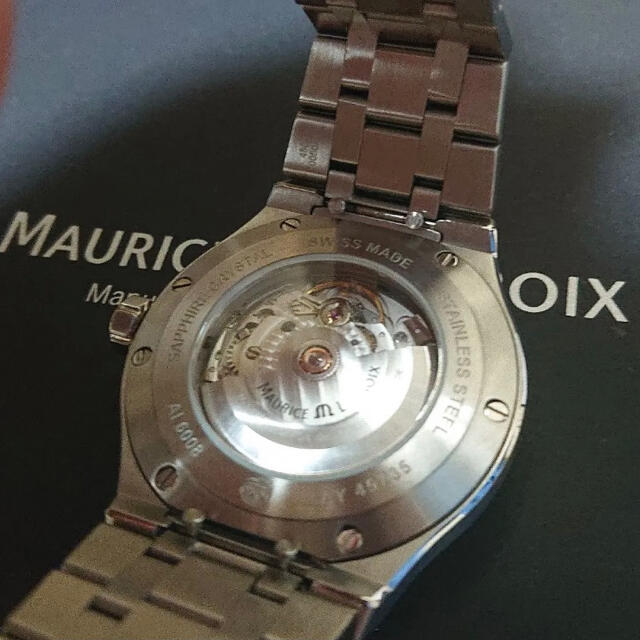 MAURICE LACROIX(モーリスラクロア)のモーリス・ラクロア アイコン オートマティック 42mm 白 メンズの時計(腕時計(アナログ))の商品写真