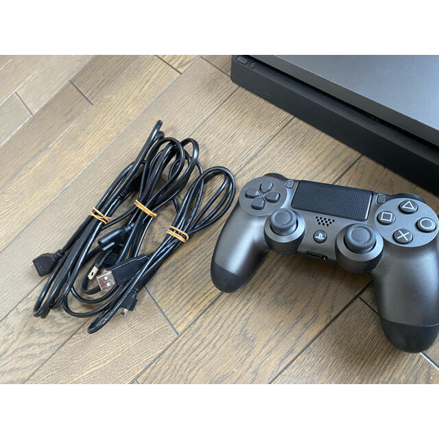 PlayStation4(プレイステーション4)のPS4 Days Of Play Limited Edition エンタメ/ホビーのゲームソフト/ゲーム機本体(家庭用ゲーム機本体)の商品写真