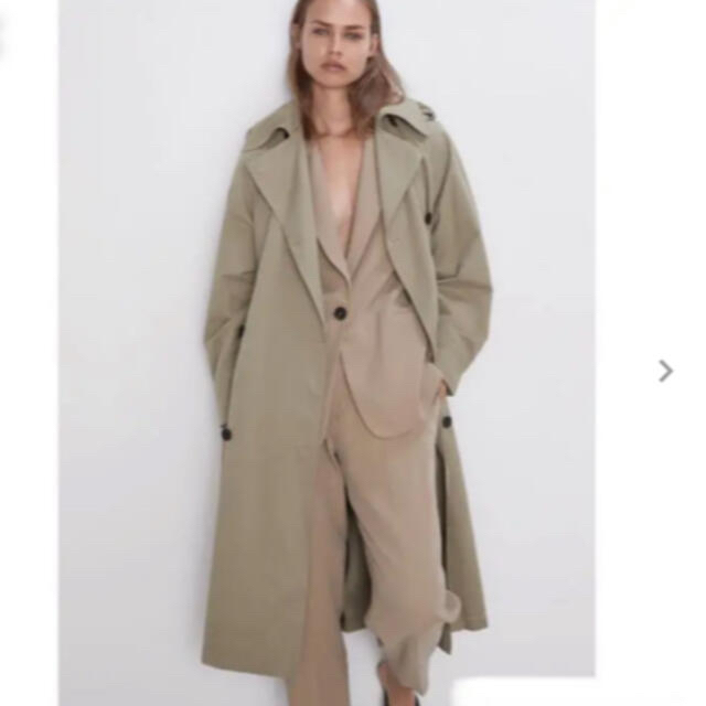 ZARA(ザラ)の専用　　ZARA ビック　トレンチコート レディースのジャケット/アウター(トレンチコート)の商品写真