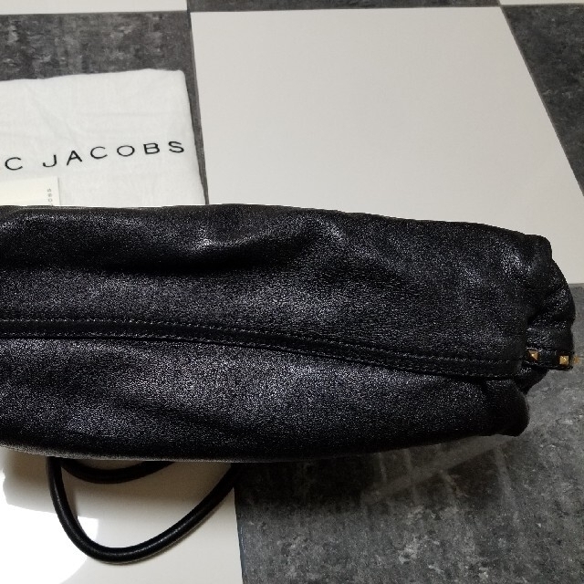 MARC JACOBS(マークジェイコブス)の《美品》マークジェイコブス　ハンドバッグ　ブラック　ビジネスバック レディースのバッグ(ハンドバッグ)の商品写真