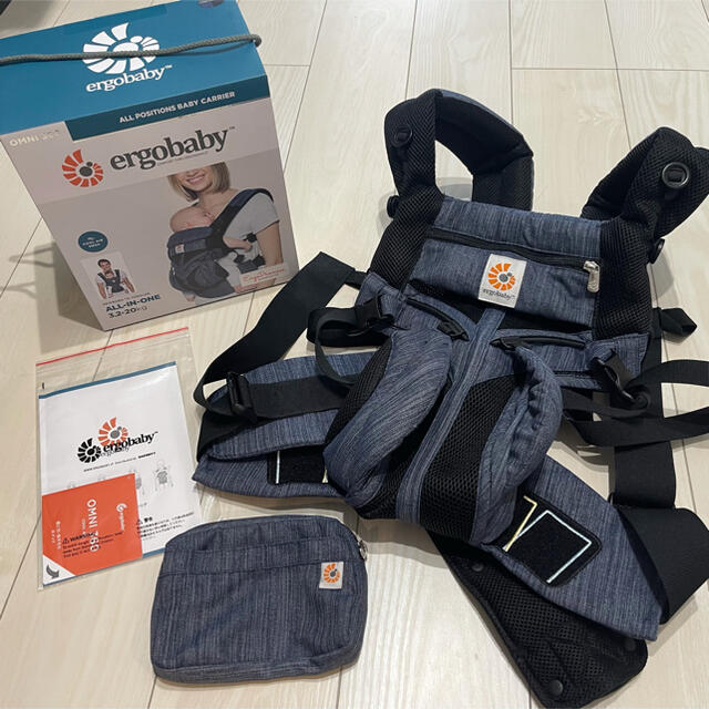 Ergobaby(エルゴベビー)の【未使用】ergobaby OMNI360 クールエアーメッシュ キッズ/ベビー/マタニティの外出/移動用品(抱っこひも/おんぶひも)の商品写真