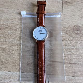 ダニエルウェリントン(Daniel Wellington)の【超美品】ダニエルウェリントン 腕時計 白盤 36mm レディース(腕時計)