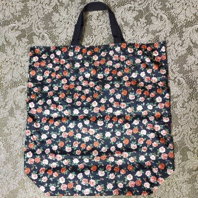 新品  ♡薔薇柄エコバッグ♡  お花ゴムバンド おまけ付き レディースのバッグ(エコバッグ)の商品写真