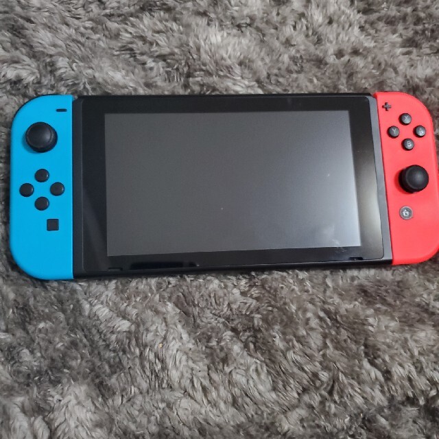 任天堂Switch本体とマリオカートDX