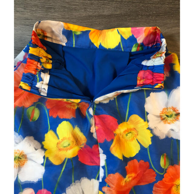 pool studio(プールスタジオ)のpool studio alivier花柄フレアスカート/美品 レディースのスカート(ひざ丈スカート)の商品写真