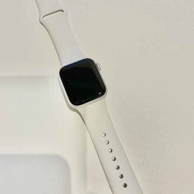 Apple Watch SE GPSモデル  40mm